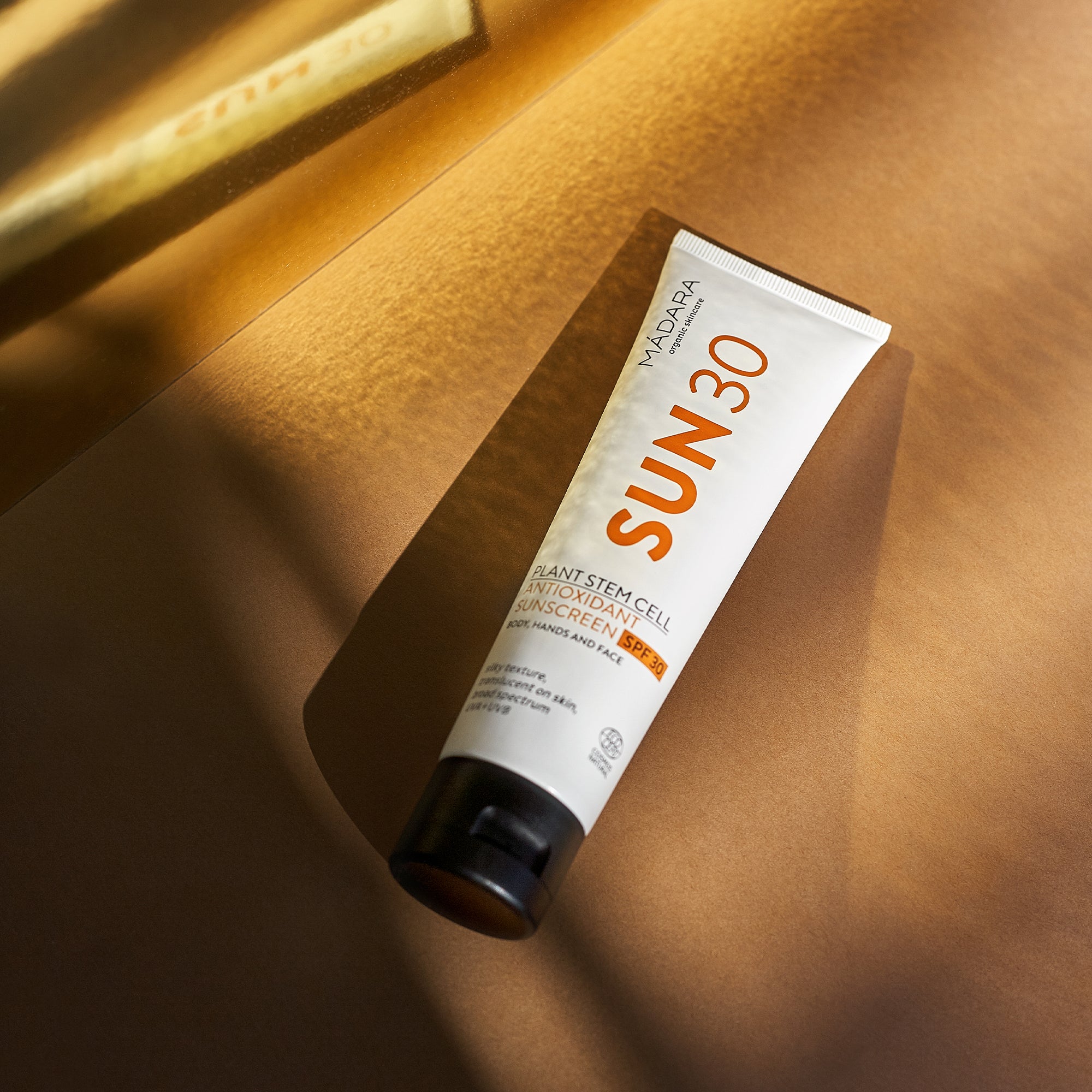 SUN30 Écran solaire antioxydant SPF30 à base de cellules souches végétales - Madara